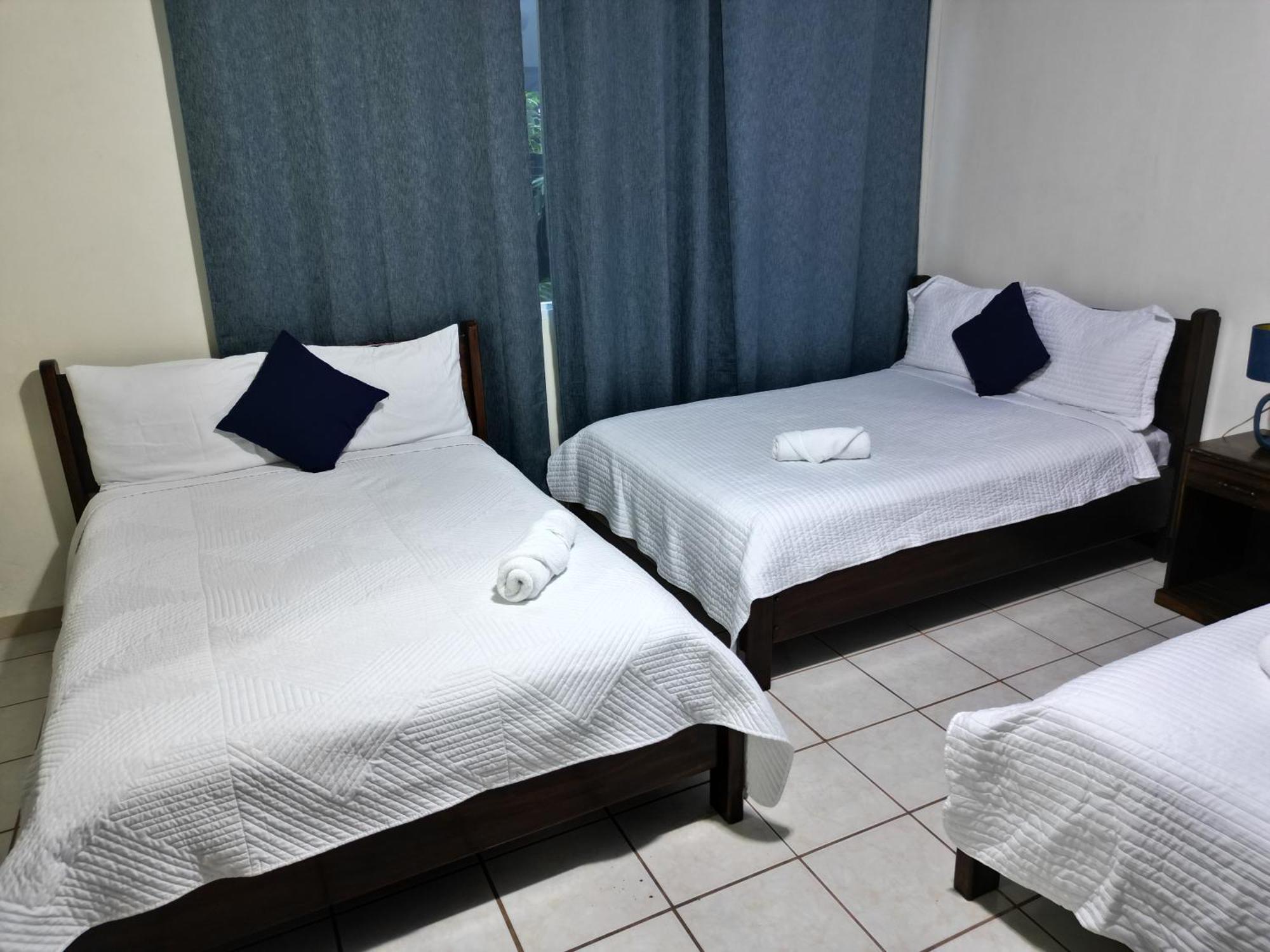 Hotel Suenos Сан-Сальвадор Экстерьер фото
